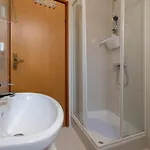 Sofia With Balcony - 55m2 - 1 Km To The Sea Apartamento *
