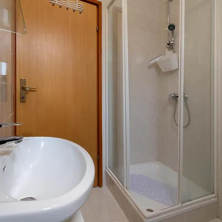 Sofia With Balcony - 55m2 - 1 Km To The Sea Apartman *