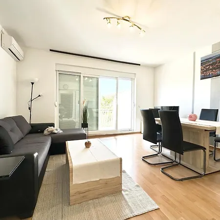 Sofia Apartment Porec
