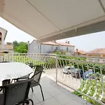 Sofia With Balcony - 55m2 - 1 Km To The Sea * 포레치
